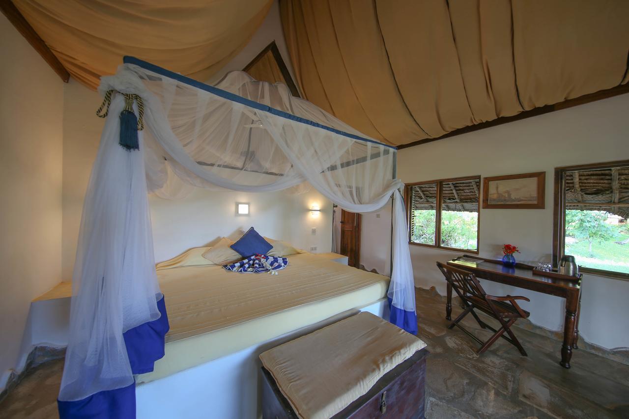 Kinasi Lodge Utende Zewnętrze zdjęcie