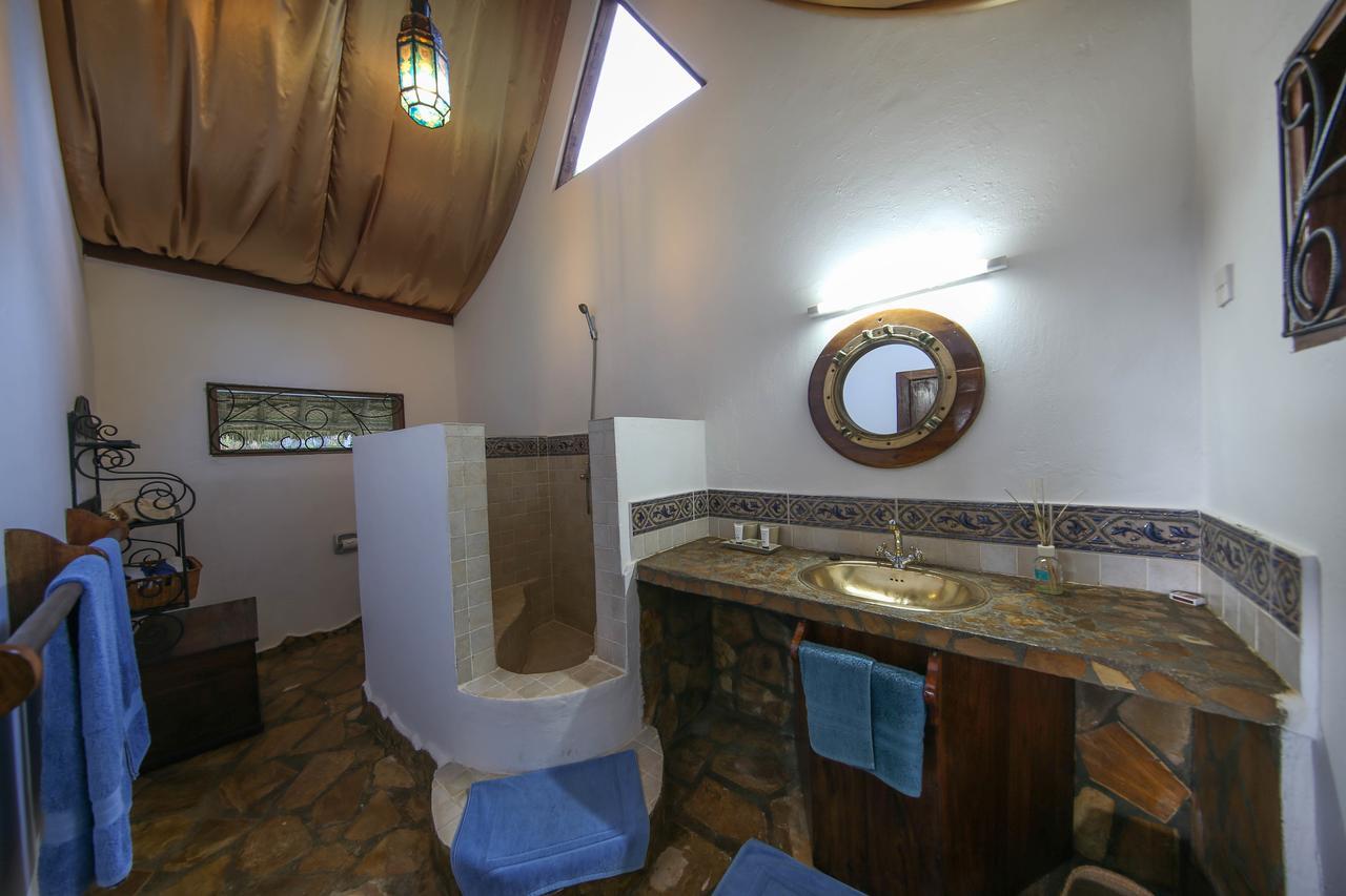 Kinasi Lodge Utende Zewnętrze zdjęcie