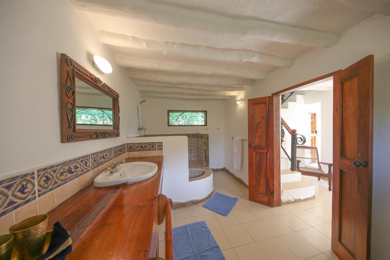 Kinasi Lodge Utende Zewnętrze zdjęcie